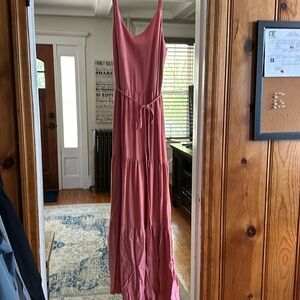 Splendid long salmon colored maxi dress with belt and spaghetti straps